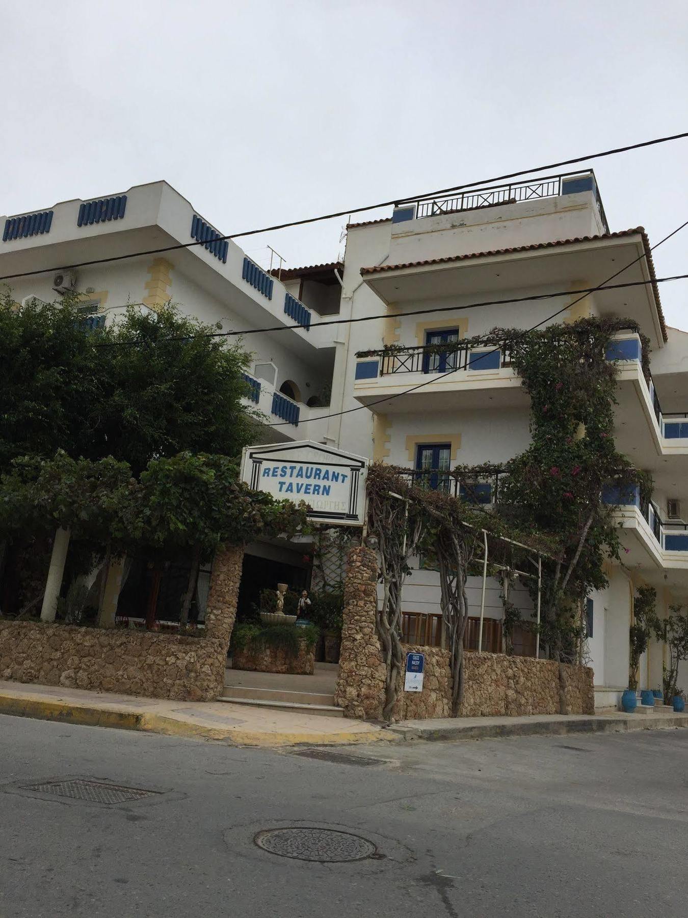 Uncle George Holiday Apts By Estia Apartment *